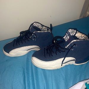 Hardly ever worn, size 6.5 in girls